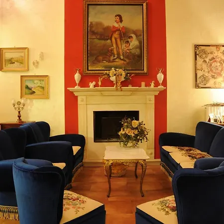 Residenza D'oria לינה וארוחת בוקר פויג'ה