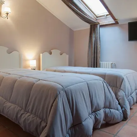 Residenza D'oria לינה וארוחת בוקר 4*