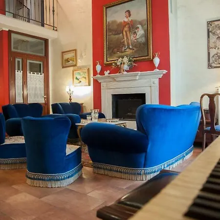 לינה וארוחת בוקר Residenza D'oria פויג'ה