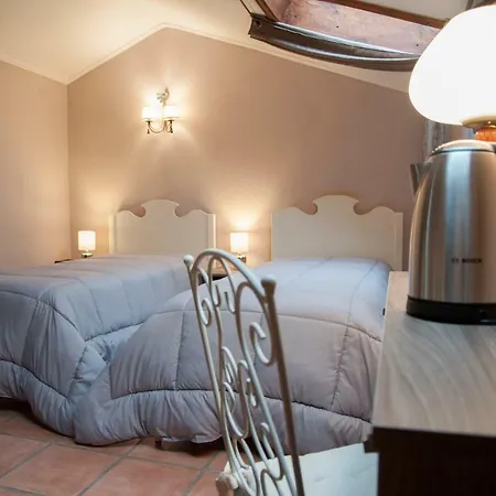 Residenza D'oria לינה וארוחת בוקר 4*