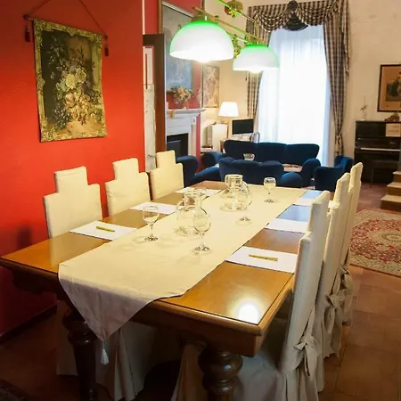 Residenza D'oria לינה וארוחת בוקר 4*