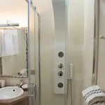 Residenza D'oria Bed & Breakfast 4*