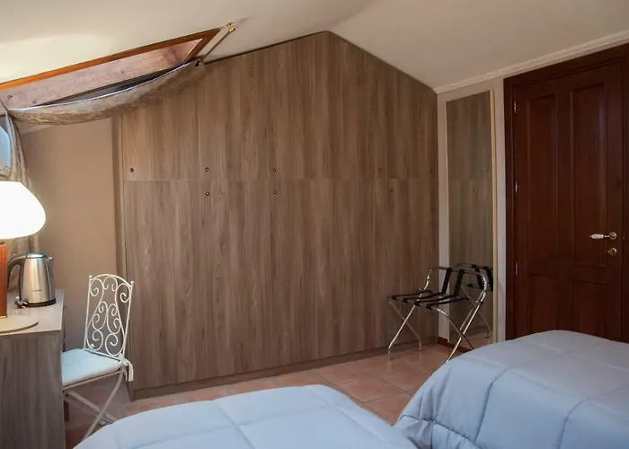Residenza D'oria Bed & Breakfast 4*